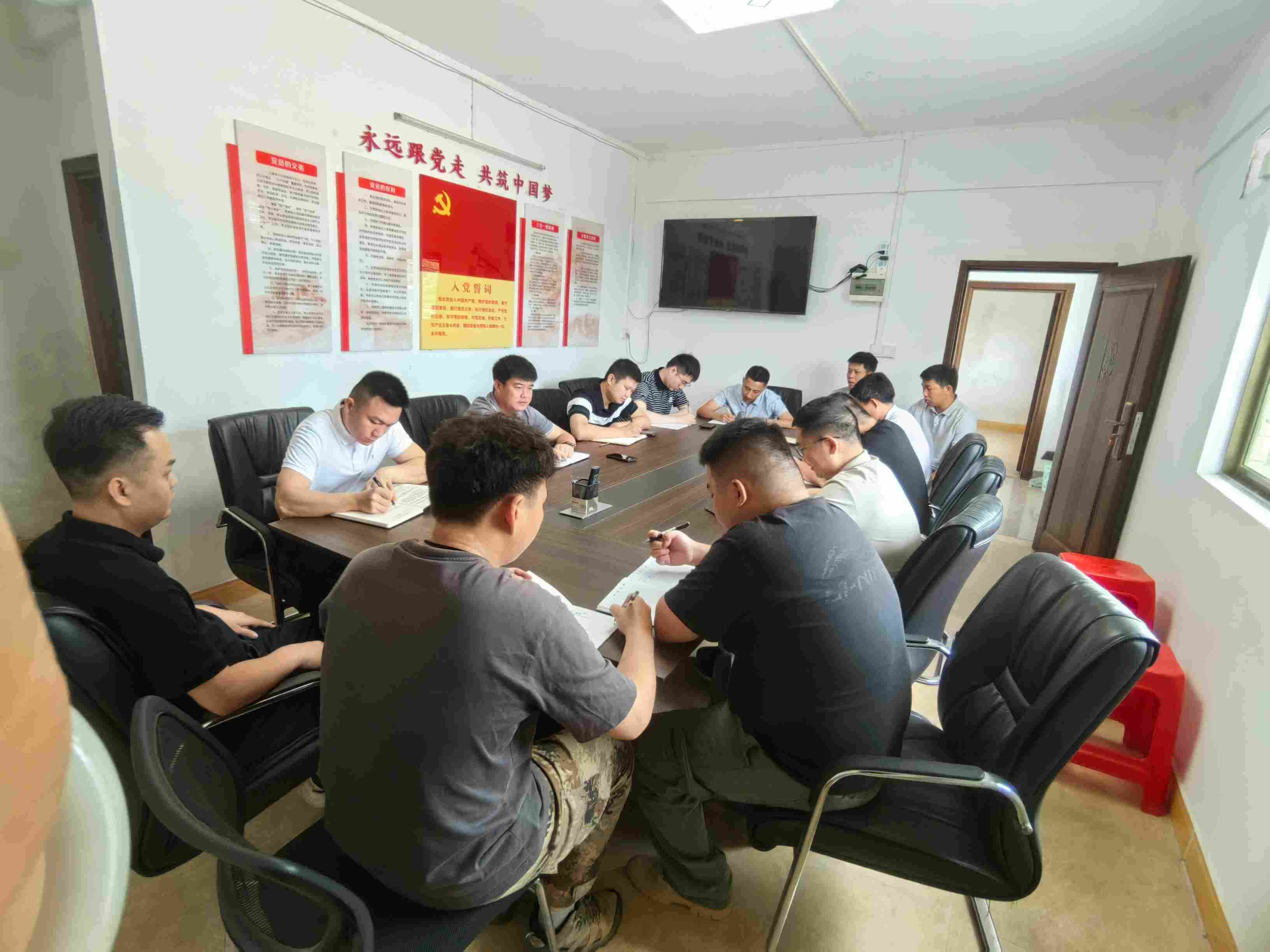 廖长琨到铜川主持召开营林工作推动会